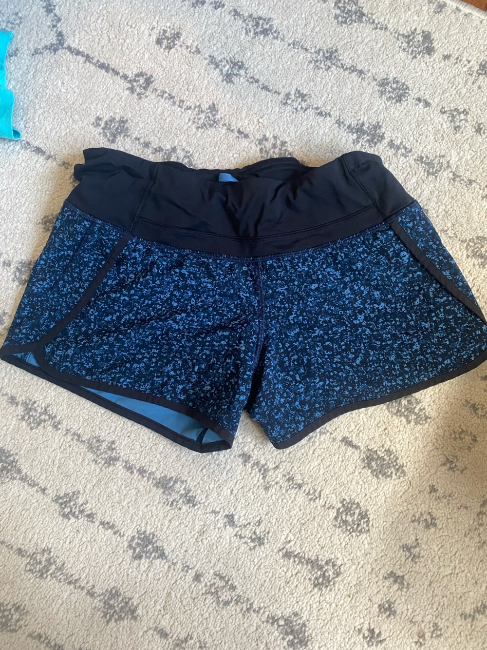Lululemon athletica Black Waistband Blue Speckled Shorts